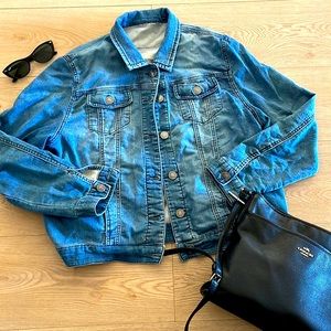 Women’s denim jacket